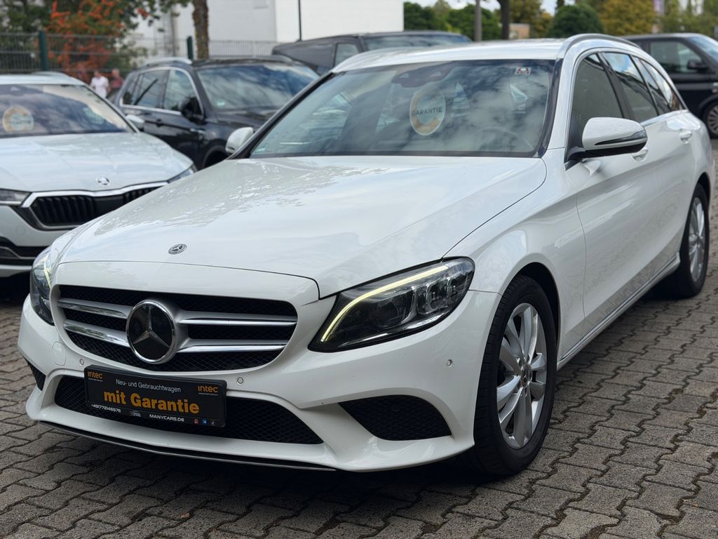 Image of Mercedes-Benz C 220