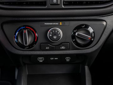 Hyundai i10 1.0 Select Spurhalteassistent Kamera Navi