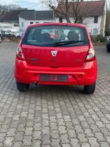 Dacia Sandero Basis - Dacia Sandero aus 2009