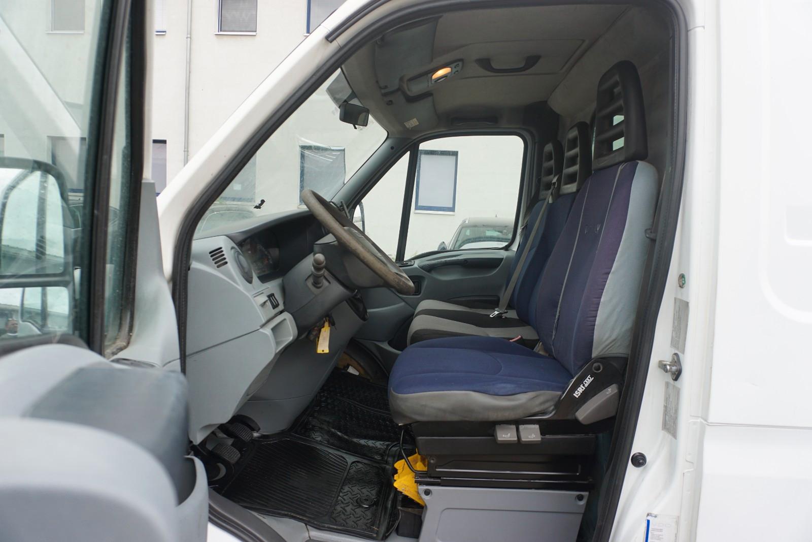 Iveco Daily Kasten Hoch+Lang 3.0 CNG ERDGAS *SORTIMO*