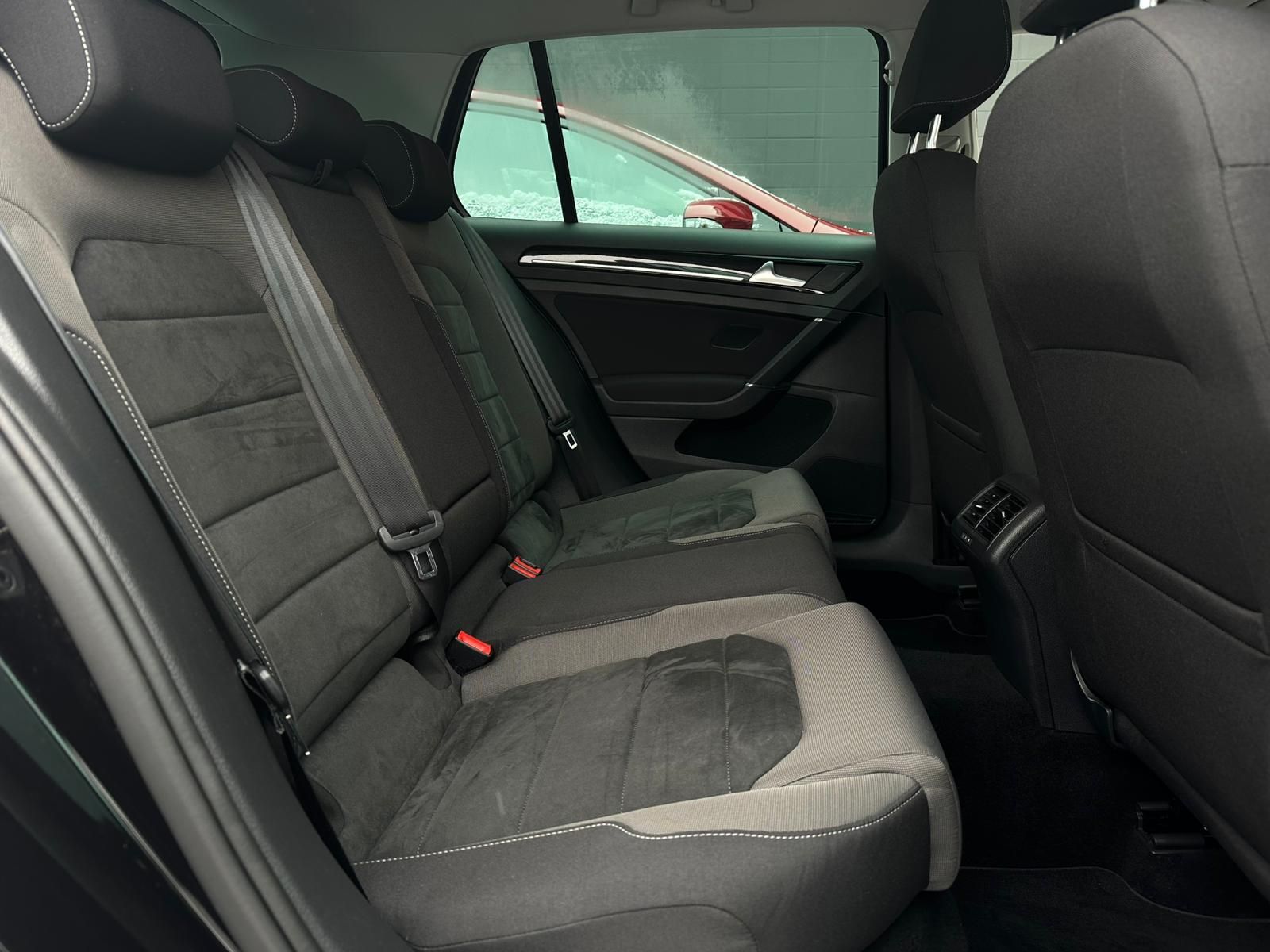 VW Golf 1.5TSI HIGHLINE BM* LED#SHZ#ACC#KLIMA#DAB - Image 17