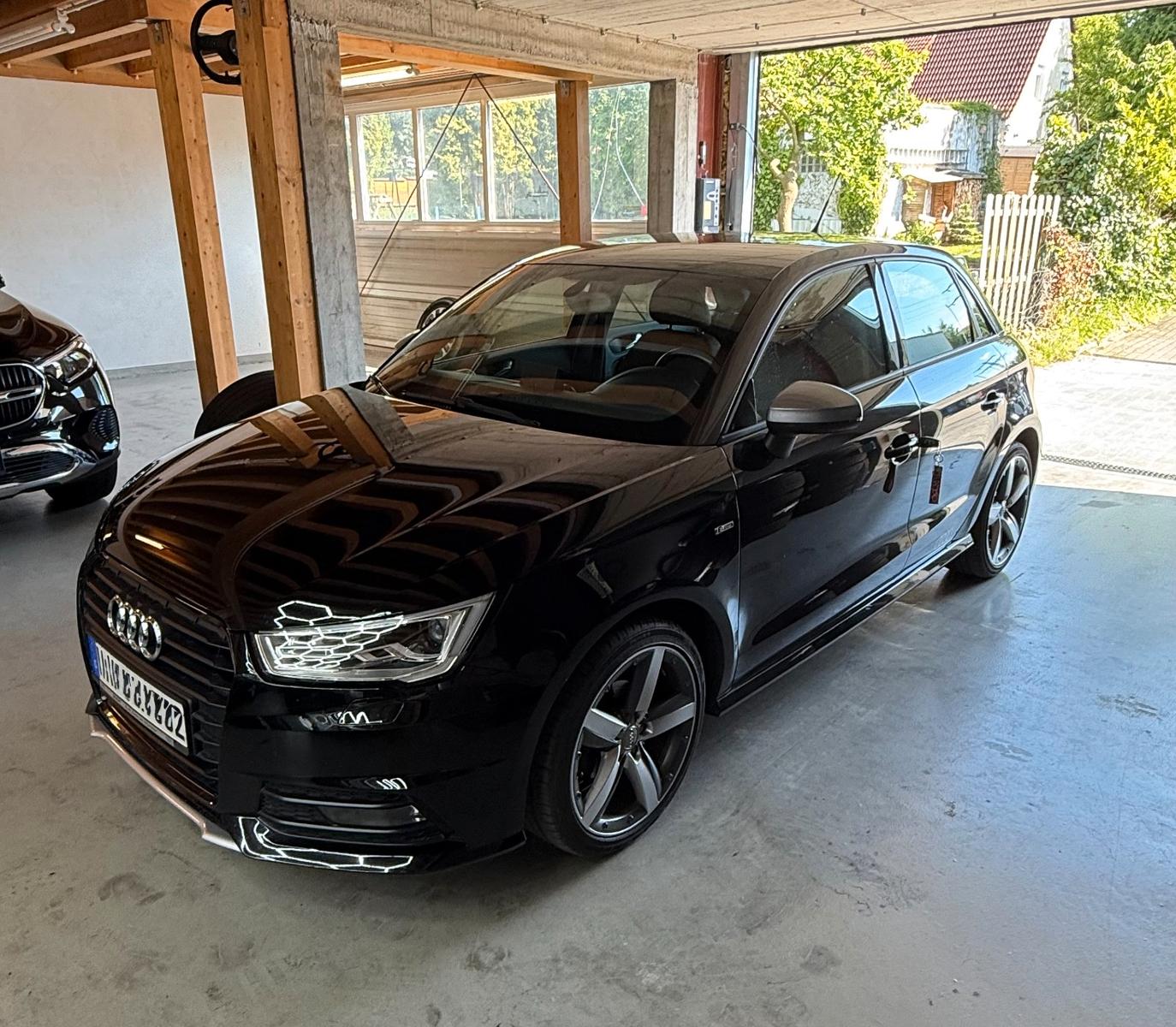 Audi A1 Sportback S-Line Sitzheiz Service neu PDC