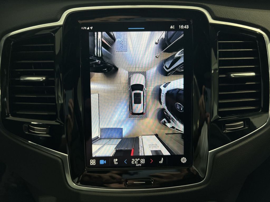 Volvo XC90 T8 Plus Bright Recharge AWD FourC AHK B&W