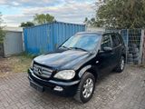 Mercedes-Benz Mercedes ML 320 V6 - Mercedes-Benz aus 2000: Geländewagen