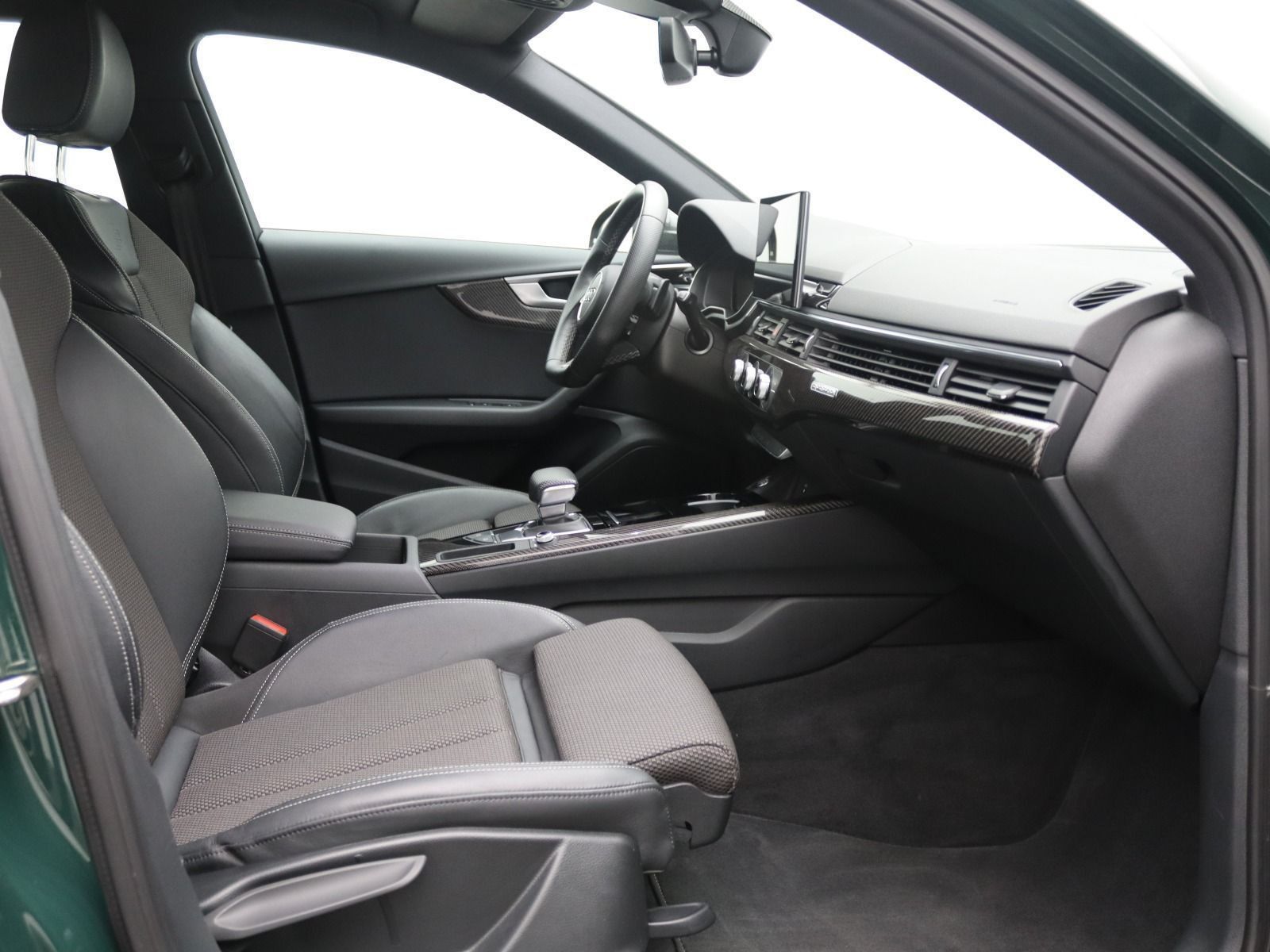 Audi A4 - Bild 9