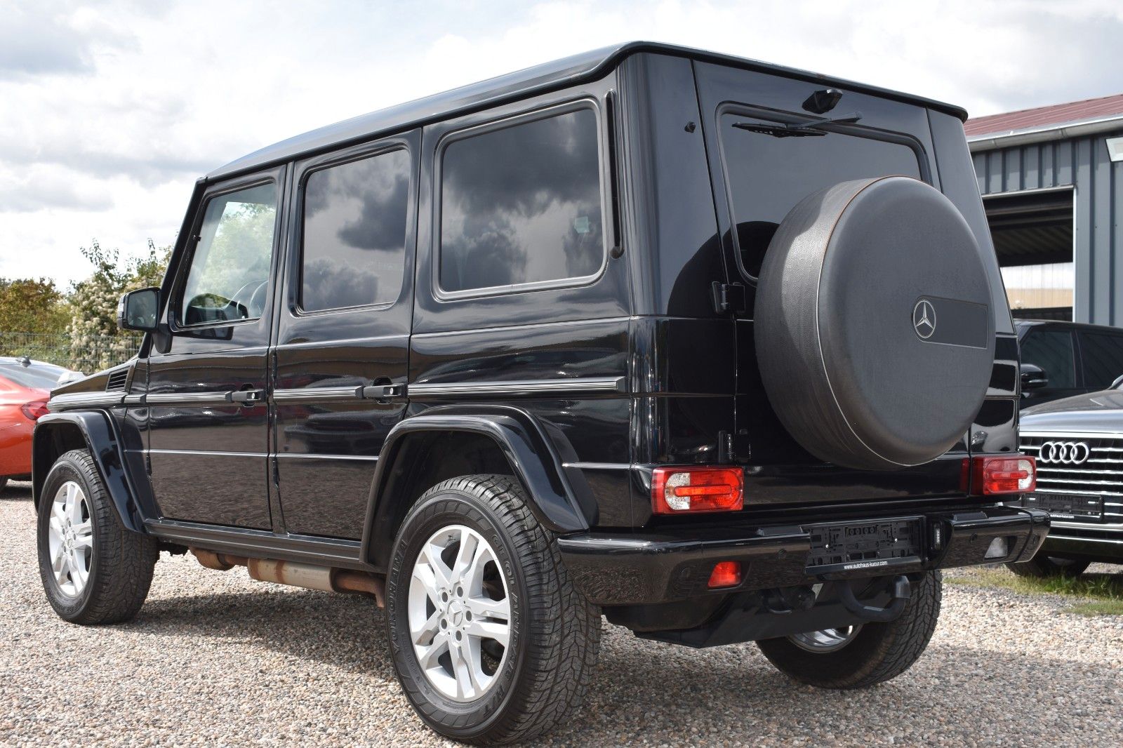 Fahrzeugabbildung Mercedes-Benz G 500 V8 1.HAND/AHK/SD/LEDER/KAMERA/TOTWINKEL