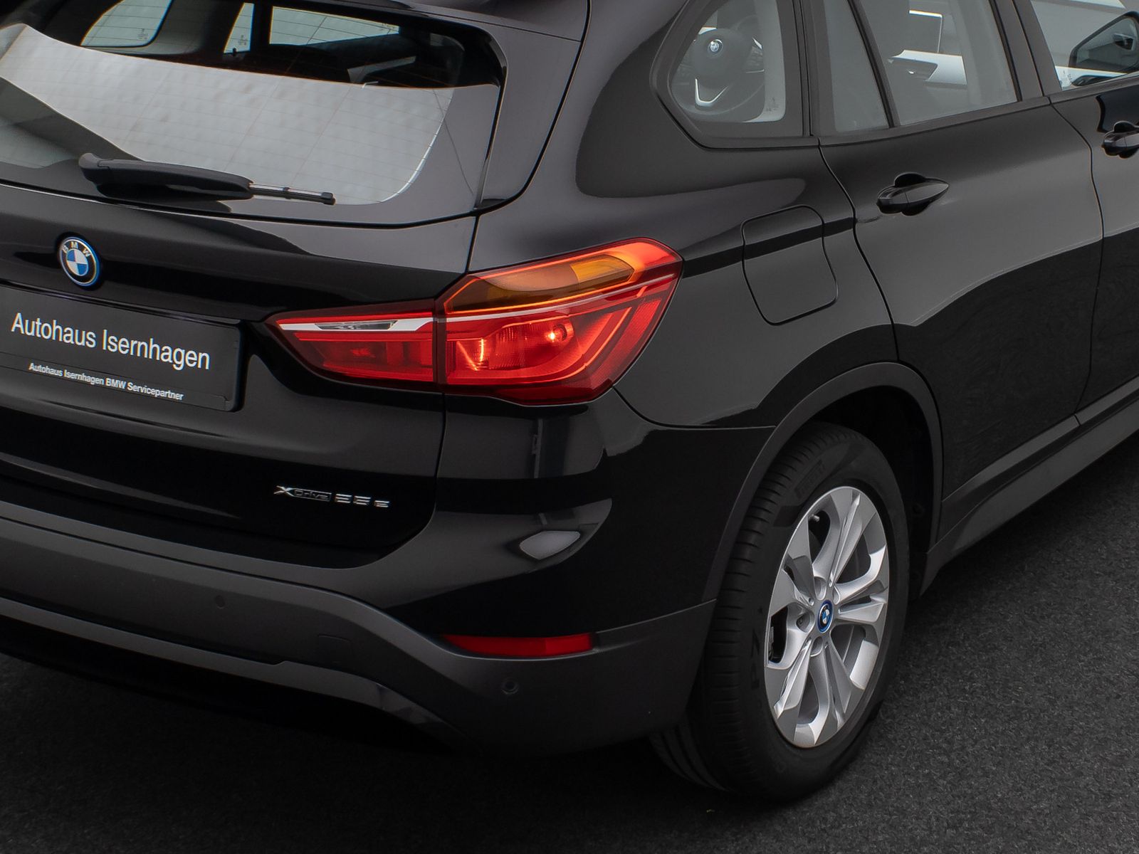 Fahrzeugabbildung BMW X1 xD25e GeschwindigReg ParkAss DAB HiFi Lordos