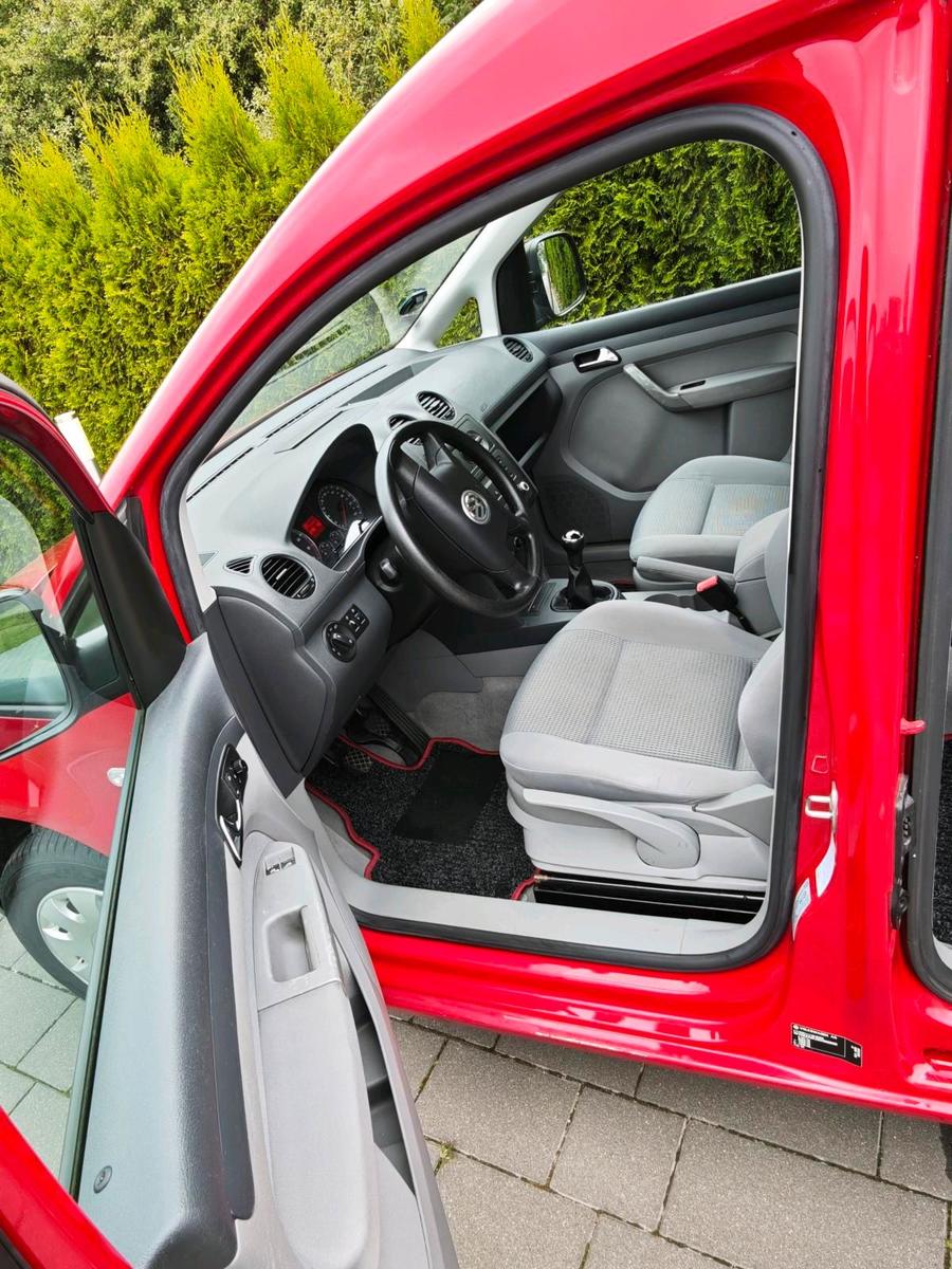 Volkswagen Caddy 2005 — photo 6