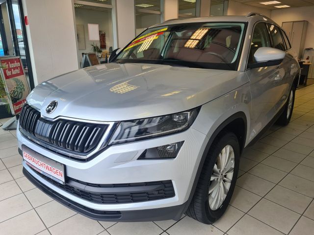 SKODA Kodiaq Style / KAMERA / LED / NAVI / AHK