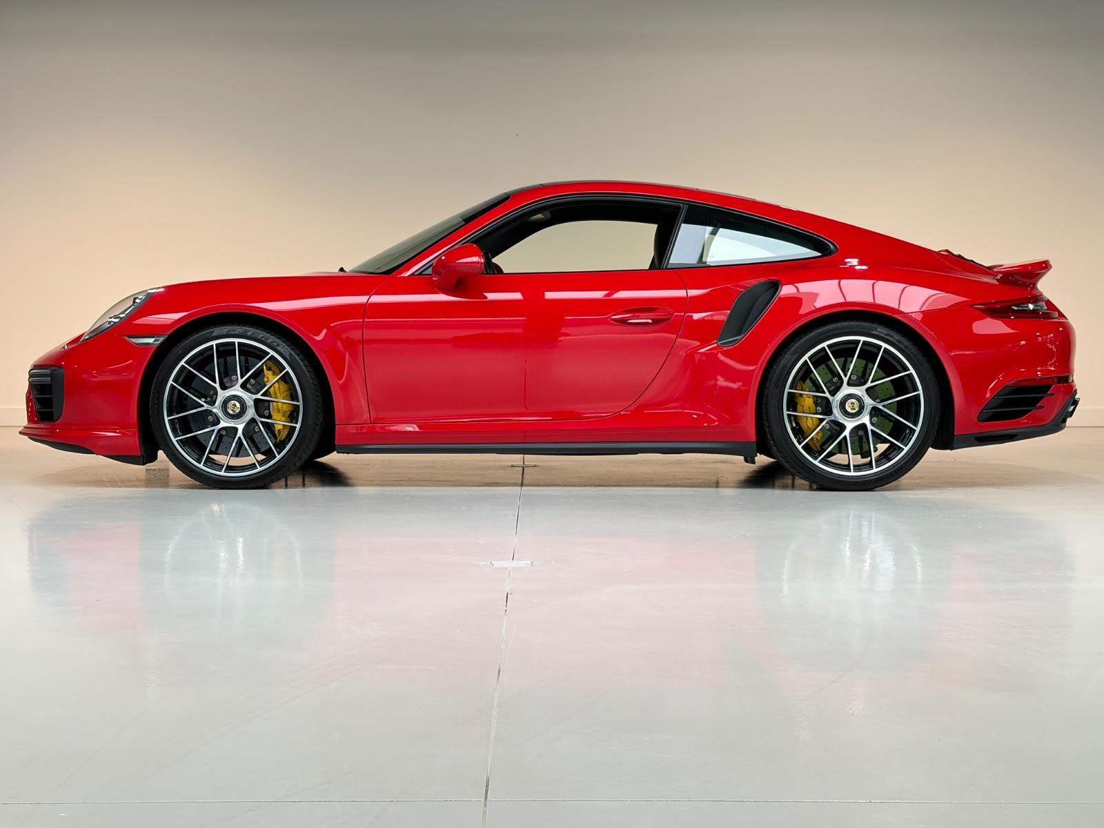 Porsche 991 Turbo S Coupé 20.000km!