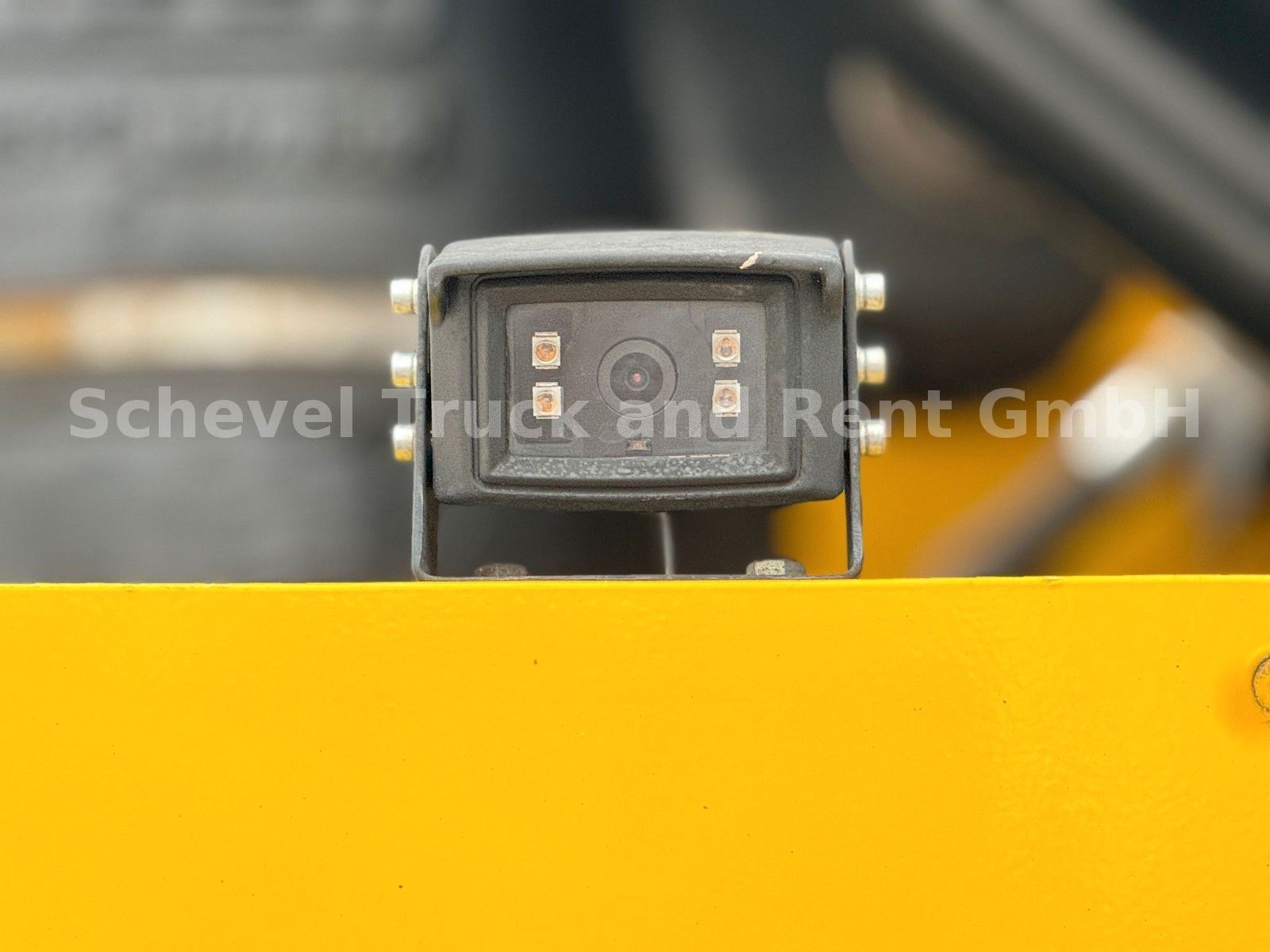 Fahrzeugabbildung MAN TGS 26.430 6x2-4 Pritsche mit FASSI F235