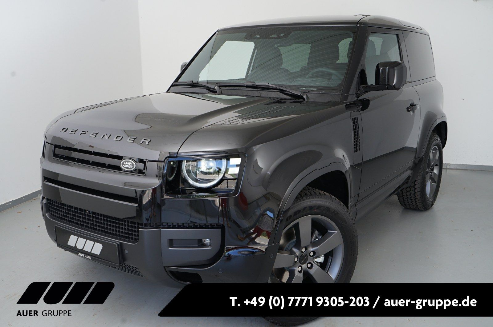 Land Rover Defender 90 D250 AHK Pano X-Dynamic SE