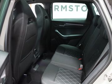 Fahrzeugverkauf 24 Skoda Karoq Sportline 4x4 AHK Pano 19 Zoll NAVI