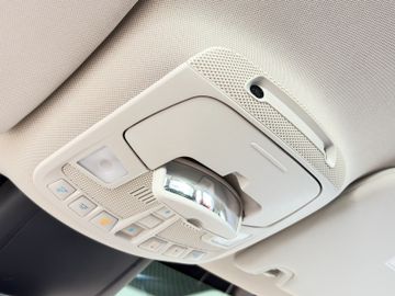 Ford Galaxy - 12