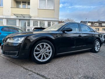 Audi A8 - 2