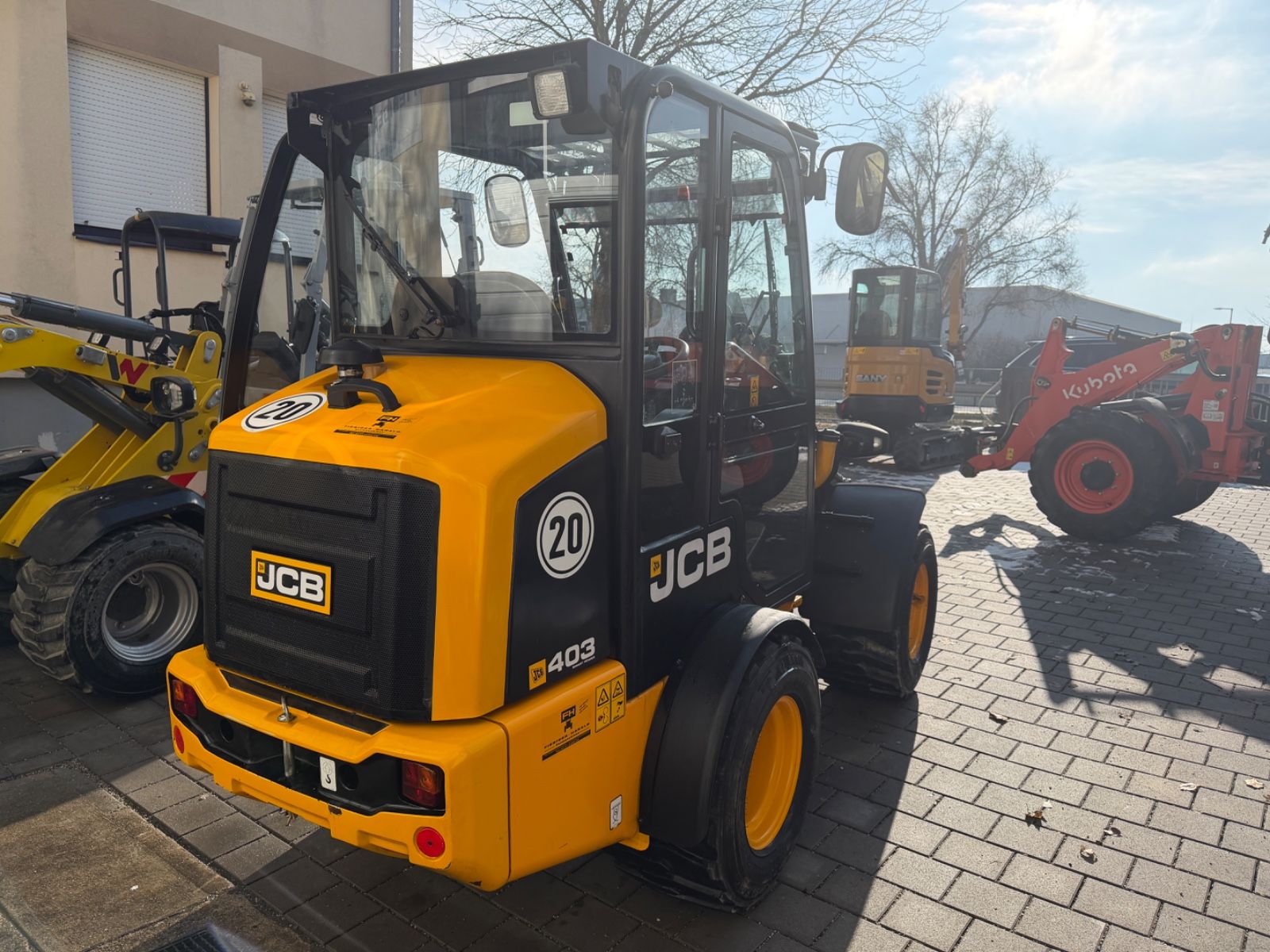 Fahrzeugabbildung JCB 403- wie Wacker WL 28, Gehl440, Weidemann