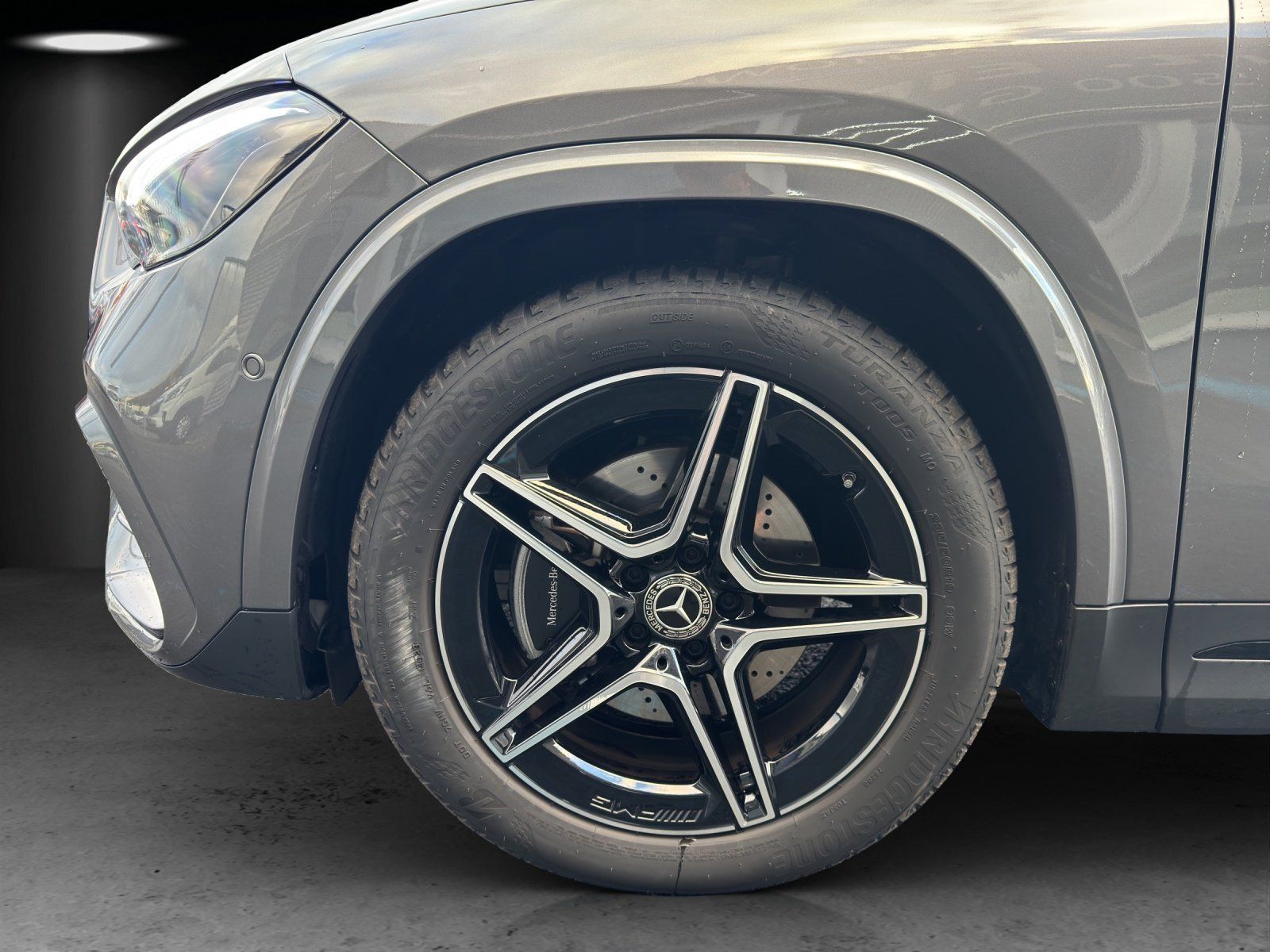 Fahrzeugabbildung Mercedes-Benz GLA 200 d MOPF AMG Premium DISTRO Pano LED KeyGo