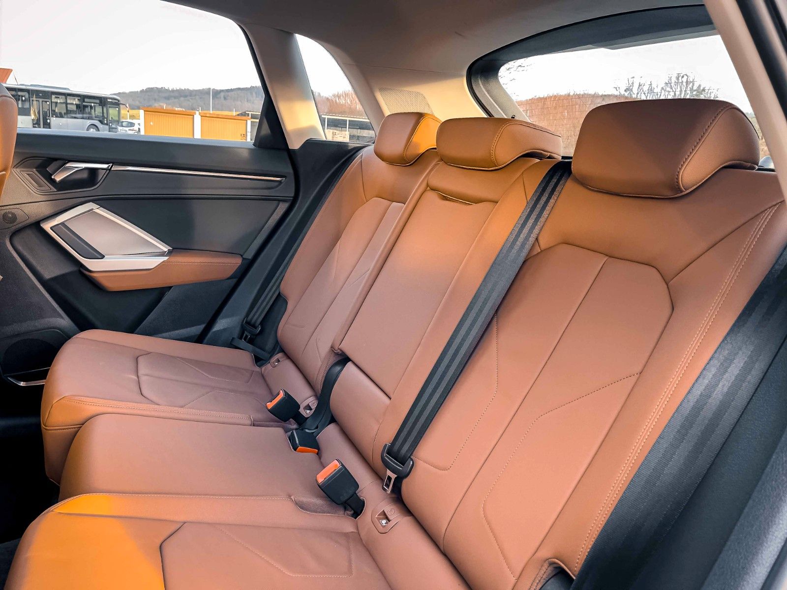 Fahrzeugabbildung Audi Q3 45 TFSI quattro advanced
