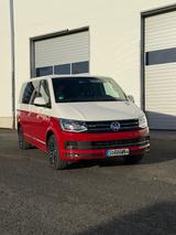 Volkswagen Generation Six 4MOTION  - rote Volkswagen T6 Multivan