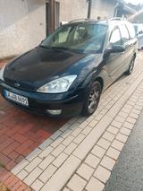 Ford Focus 1,6 - Ford Focus aus 2004: Kombi