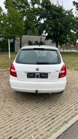 Skoda Fabia Combi Cool Edition AHK Klima Tüv 4/28 - Skoda Fabia aus 2009: Combi