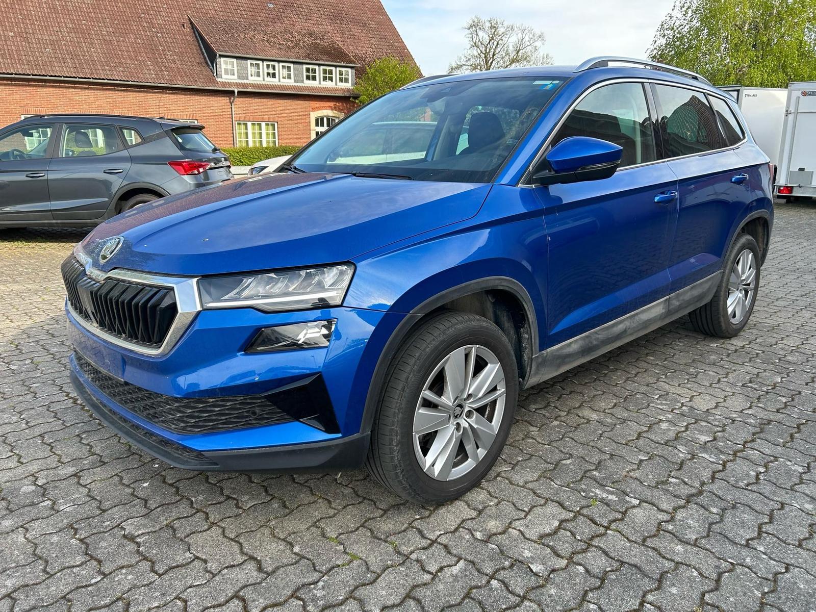 Skoda Karoq Selection 1.5 TSI DSG / Rückfahrkamera