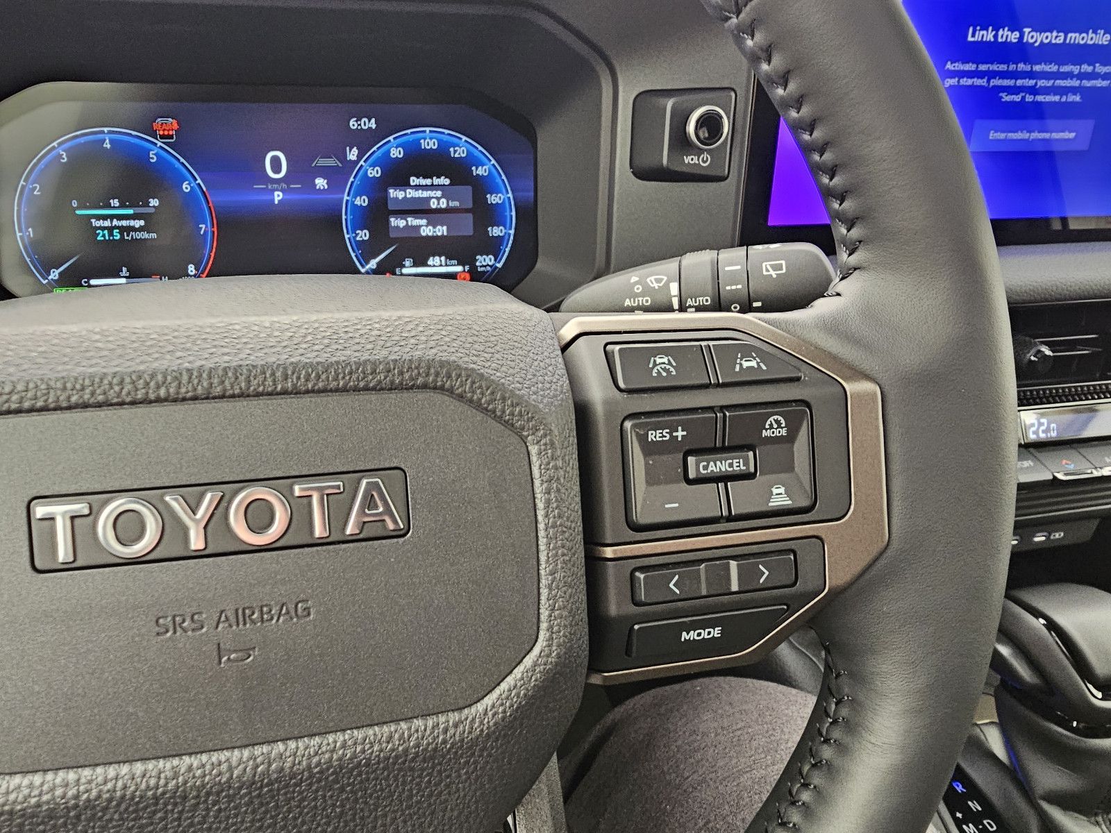 Fahrzeugabbildung Toyota Land Cruiser Premium Hybrid T1 72.000EUR! Stock!