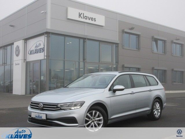 Volkswagen Passat Variant TDI DSG Navi AHK ACC Kamera LED