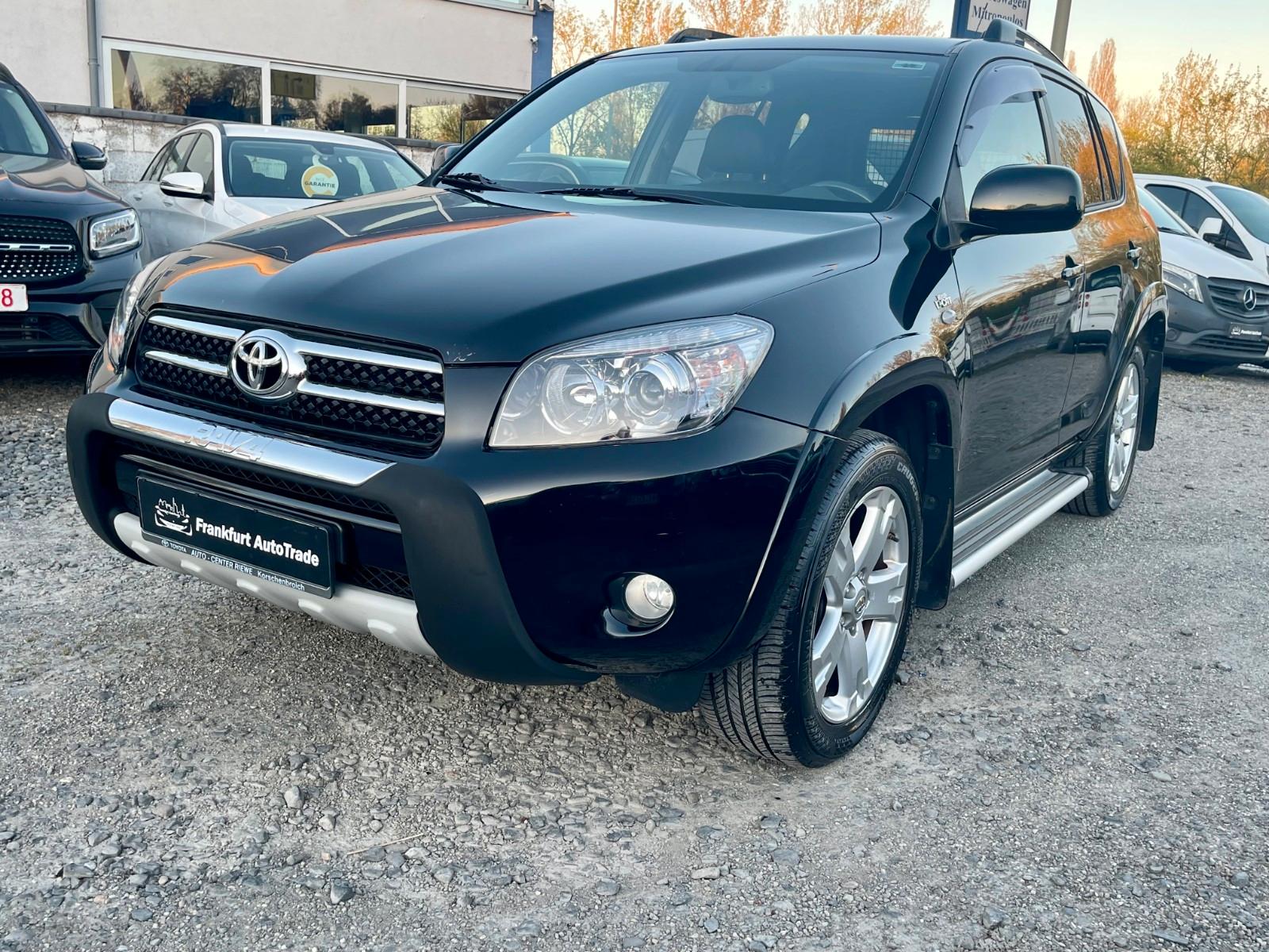 Toyota RAV 4 2.2 D-CAT 4X4*DIESEL*SHZ*AHK*LEDER*TEMPOM