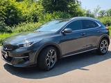 Kia XCeed 1.4 T-GDI DCT Launch Edition/LED/PANO/ALU  - Kia in Stuttgart