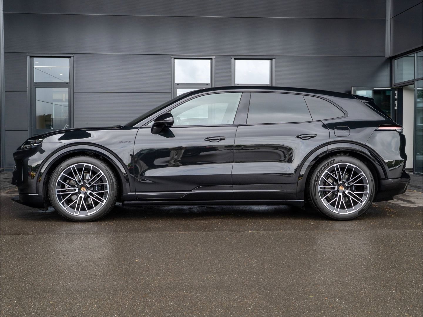 Porsche Cayenne Electric Burmester 22'' Head-Up HD-Matri imagem 2