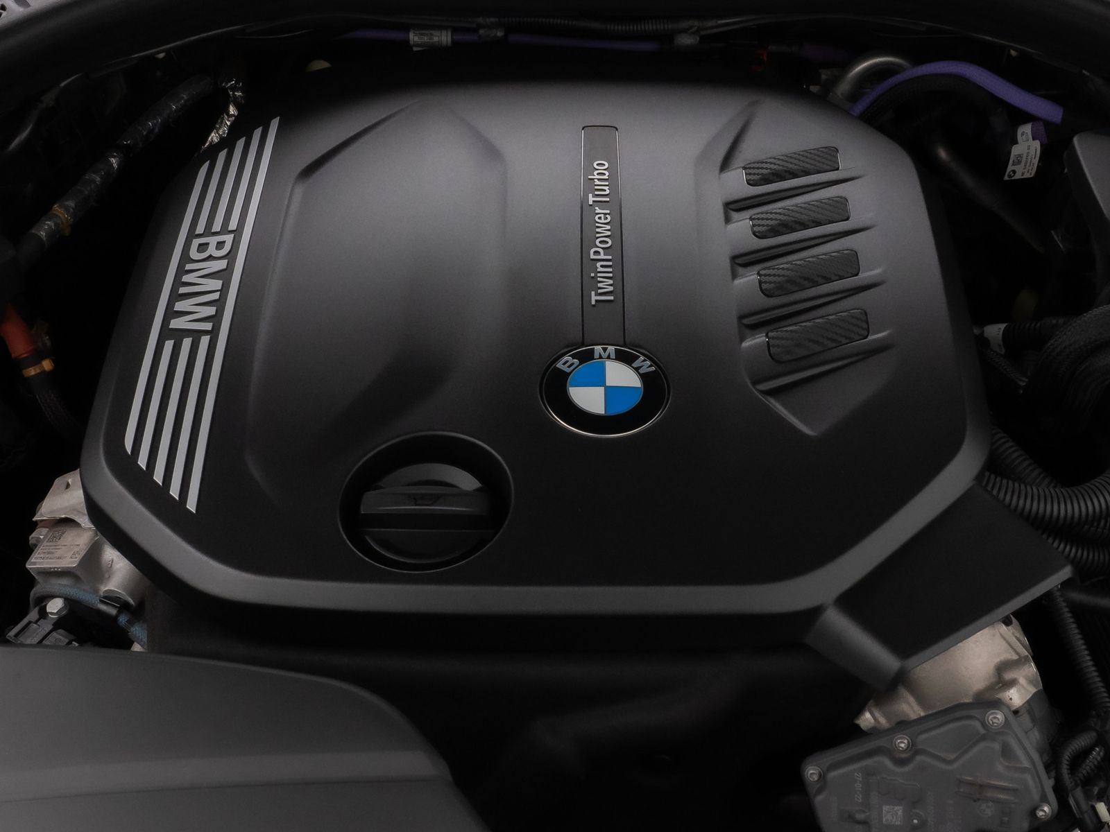 Fahrzeugabbildung BMW 318d DAB PDC Alarm Geschwindigkeitsreg Sport LED