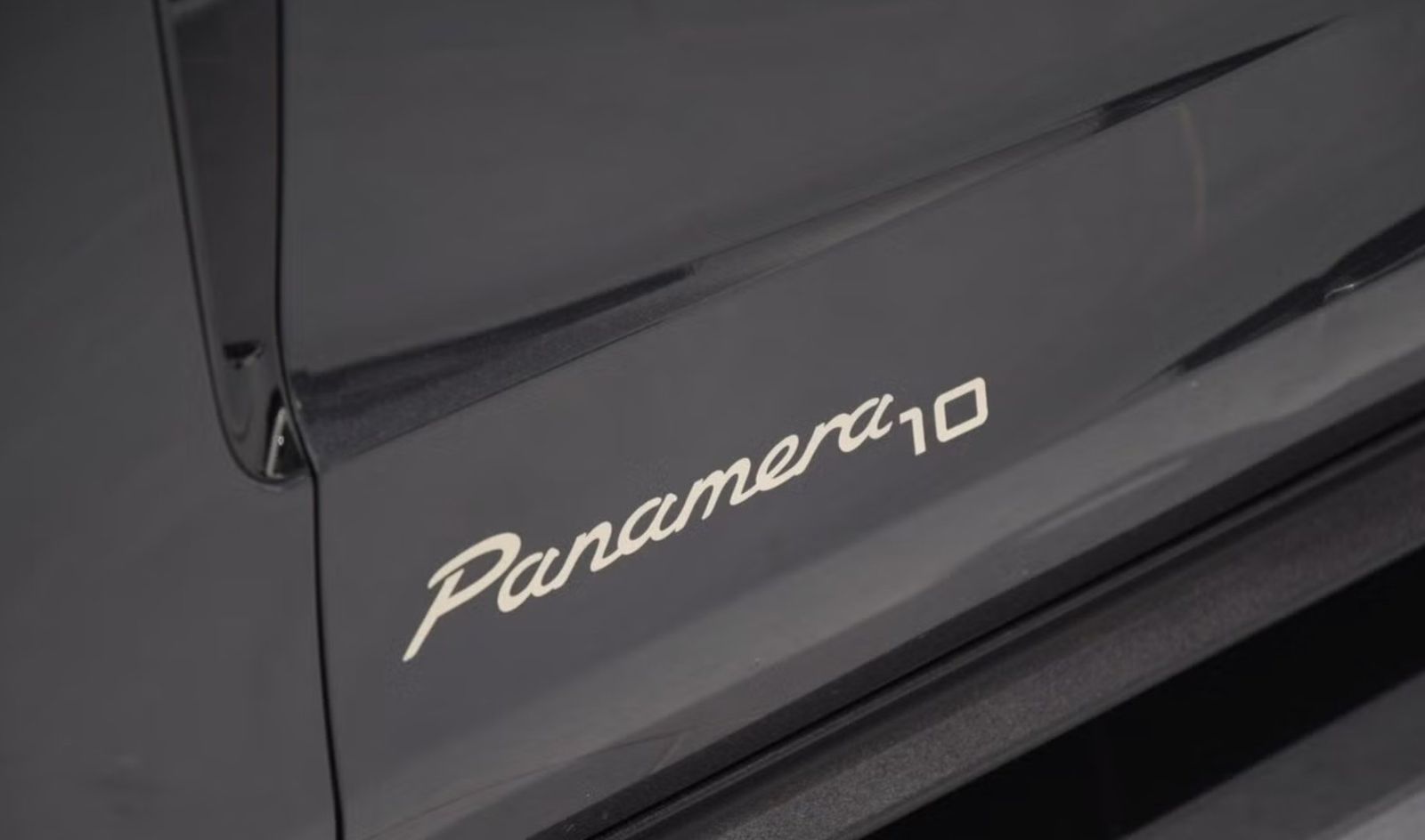 Porsche Panamera Sport Turismo 4 E-Hybrid Edition 10 Jah foto 21