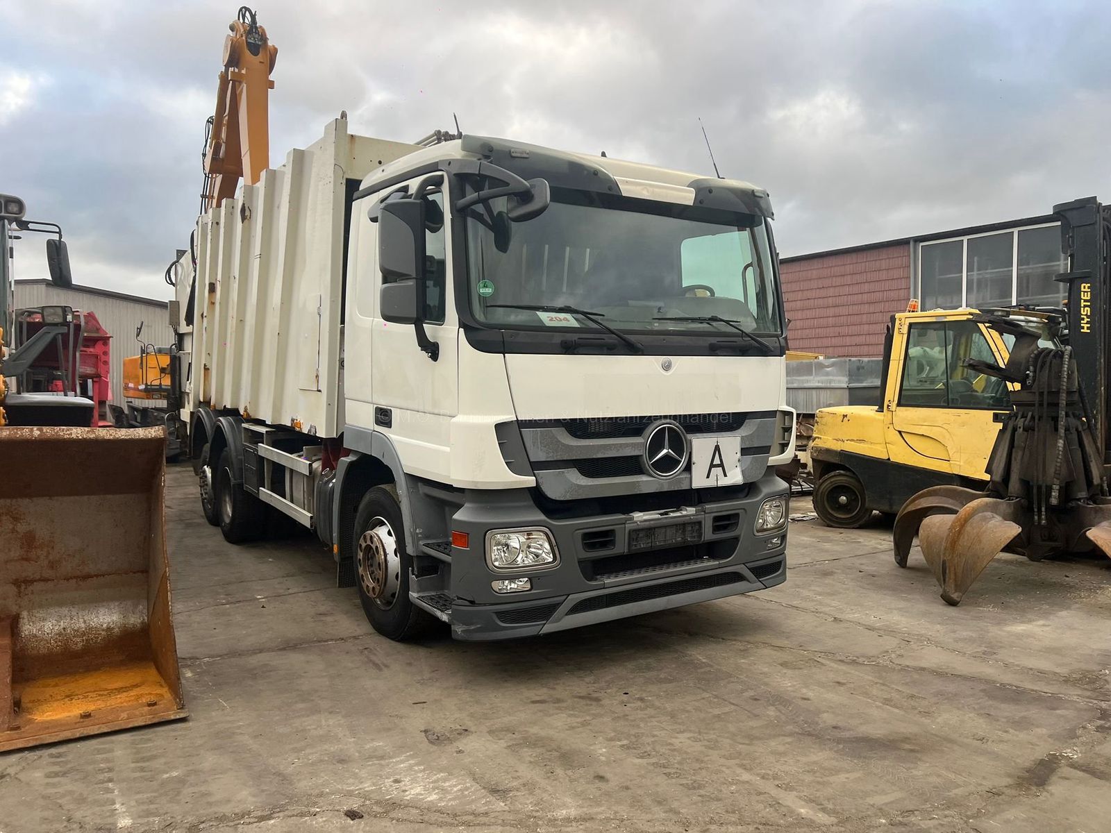 Fahrzeugabbildung Mercedes-Benz Mercedes Benz Actros 2536 / Müllwagen/