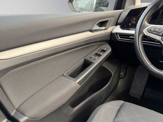 Golf VIII Variant 2.0 TDI Life DSG AHK ACC LED