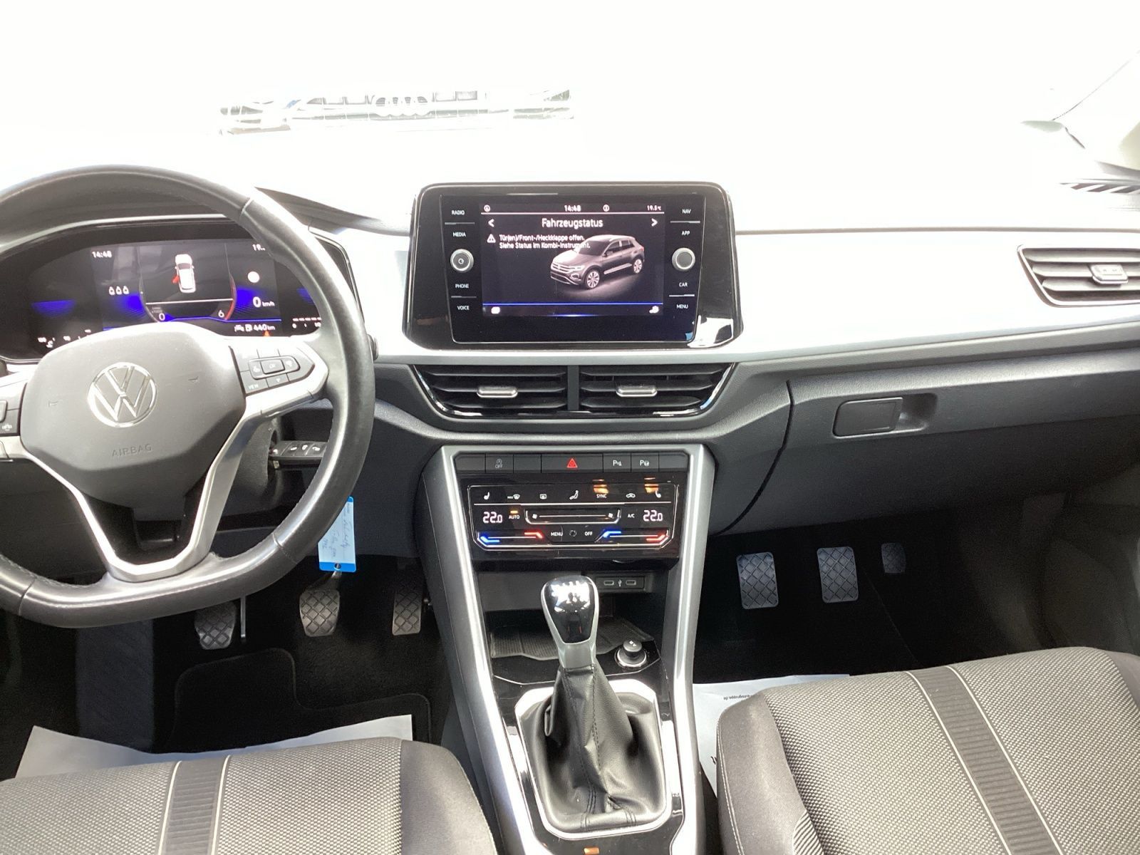 Volkswagen T-Roc - Bild 11