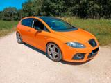 Seat Leon FR 2.0 TDI in orange, BJ 2008 - Seat Leon: Fr 20 TDI