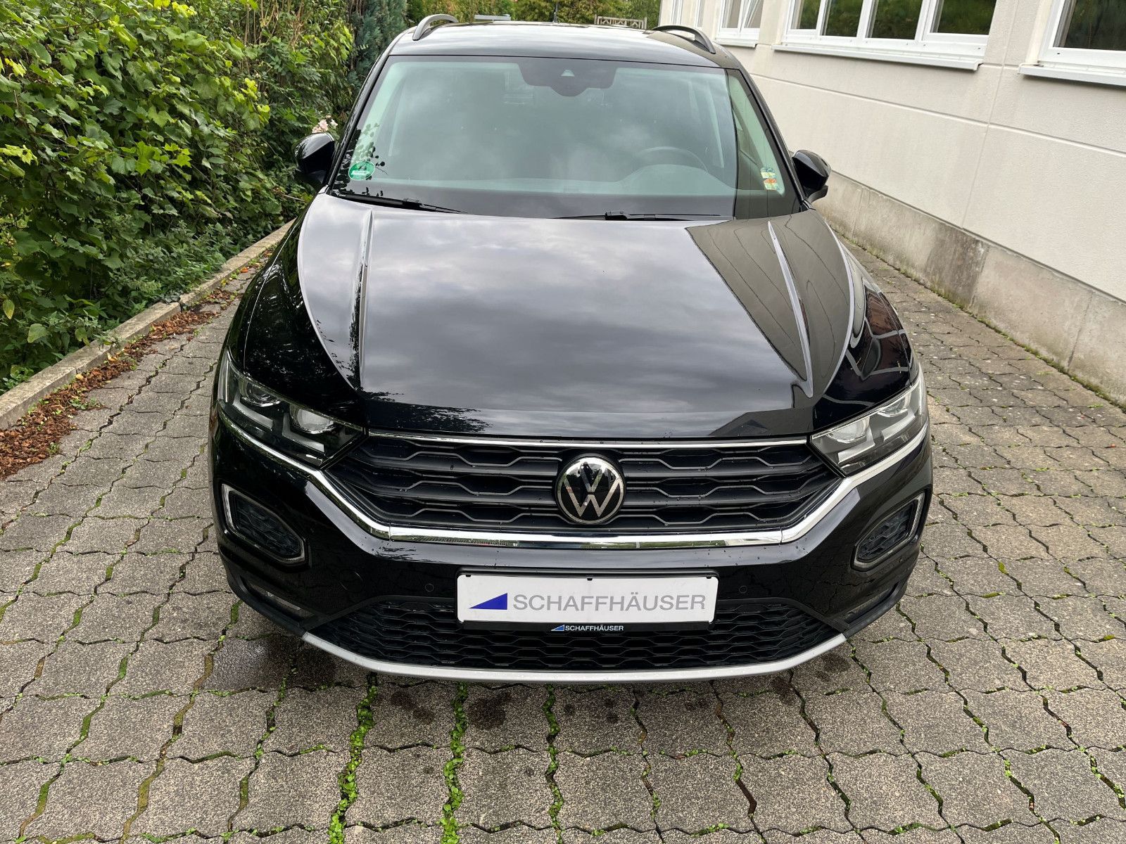 Fahrzeugabbildung Volkswagen T-Roc Style 1,5 TSI PDC LED ALU SHZ ACC UVM