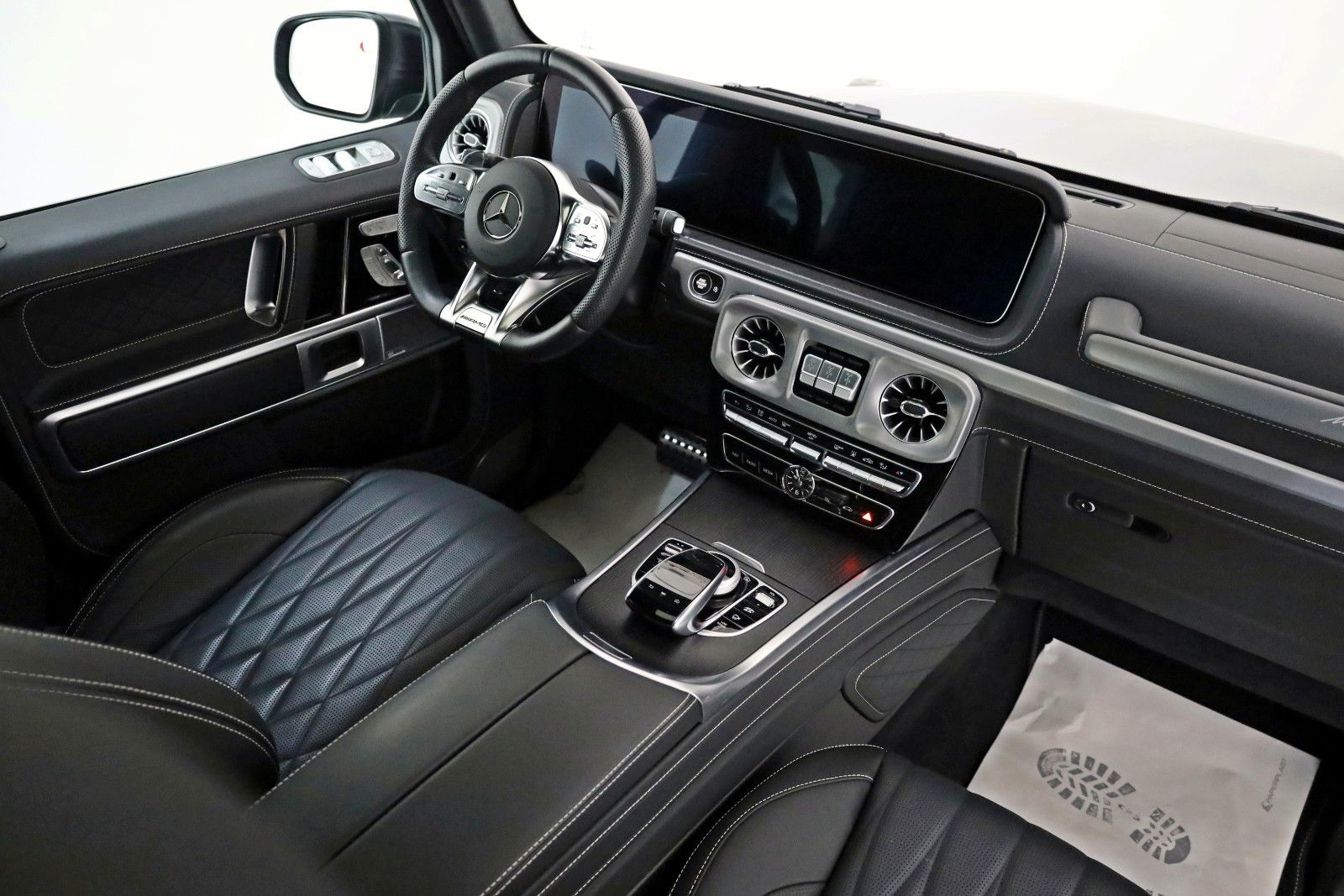 Fahrzeugabbildung Mercedes-Benz G63 AMG V8 Manufaktur+Superior+NightPaket II