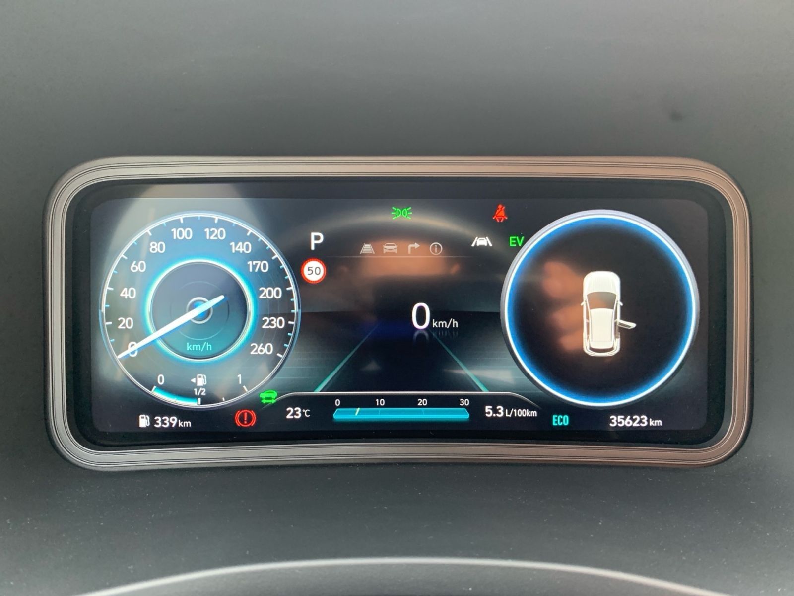 Fahrzeugabbildung Hyundai KONA 1.6 GDI Edition 30+ Hybrid LED Navi