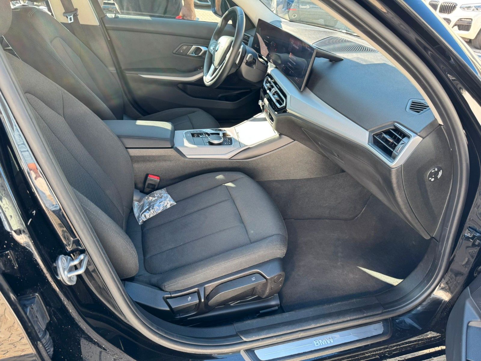 BMW 318 3 Limousine 318 i foto 14