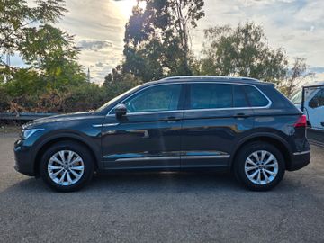 Volkswagen Tiguan - 8