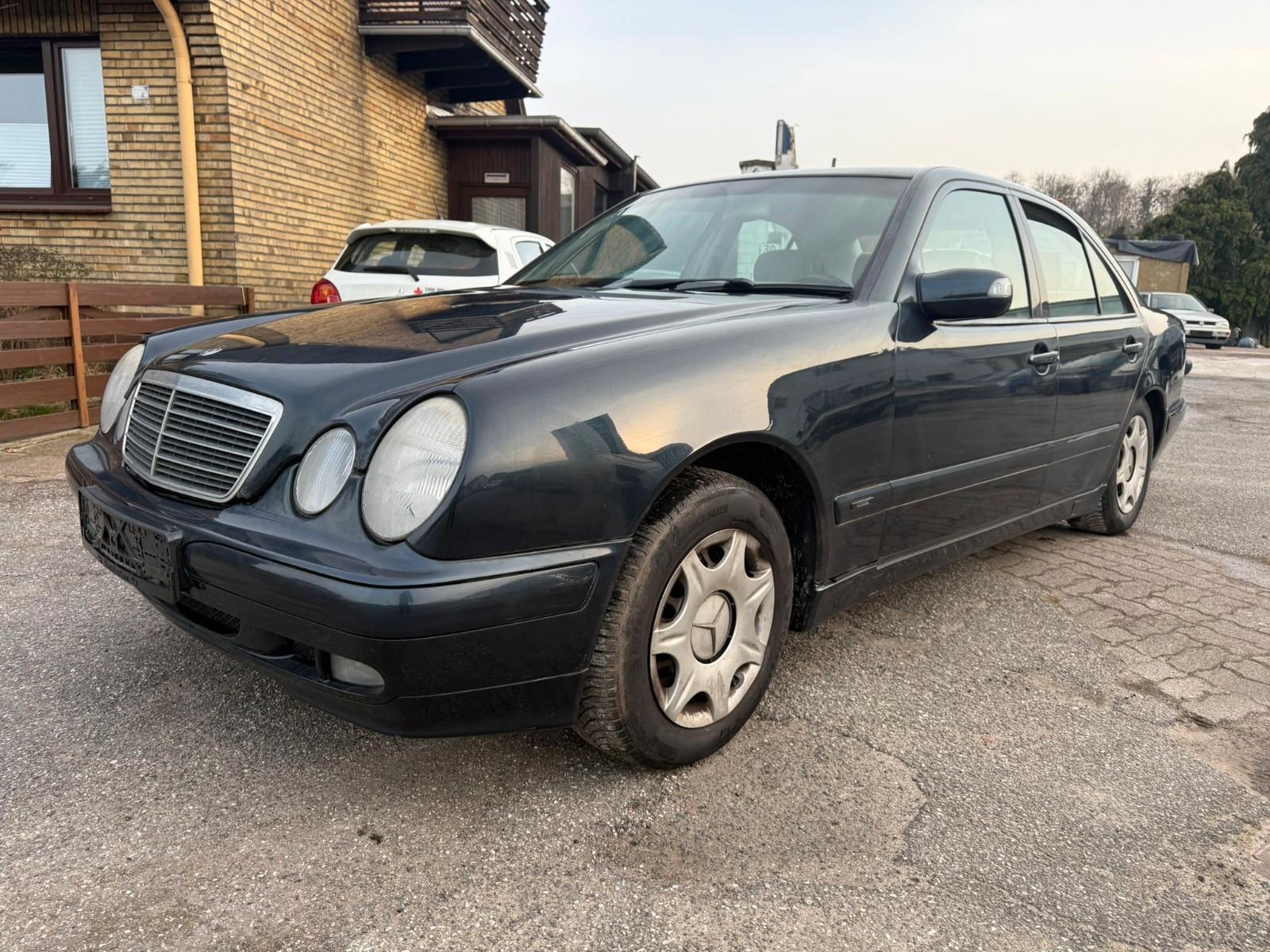 Mercedes-Benz E 200 KOMPRESSOR CLASSIC *TÜV=FÄLLIG