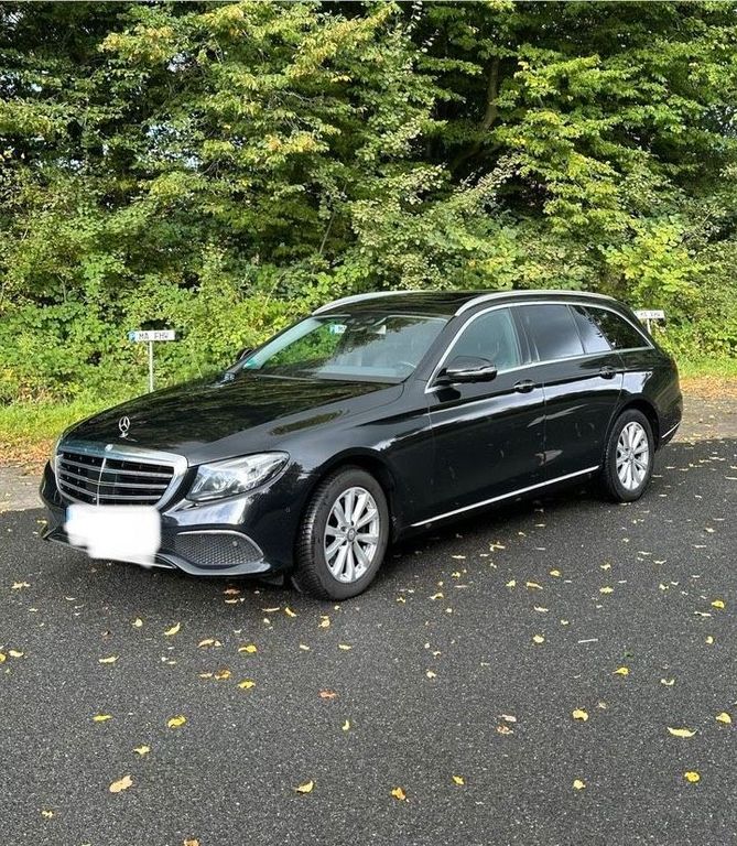 Image of Mercedes-Benz C 220