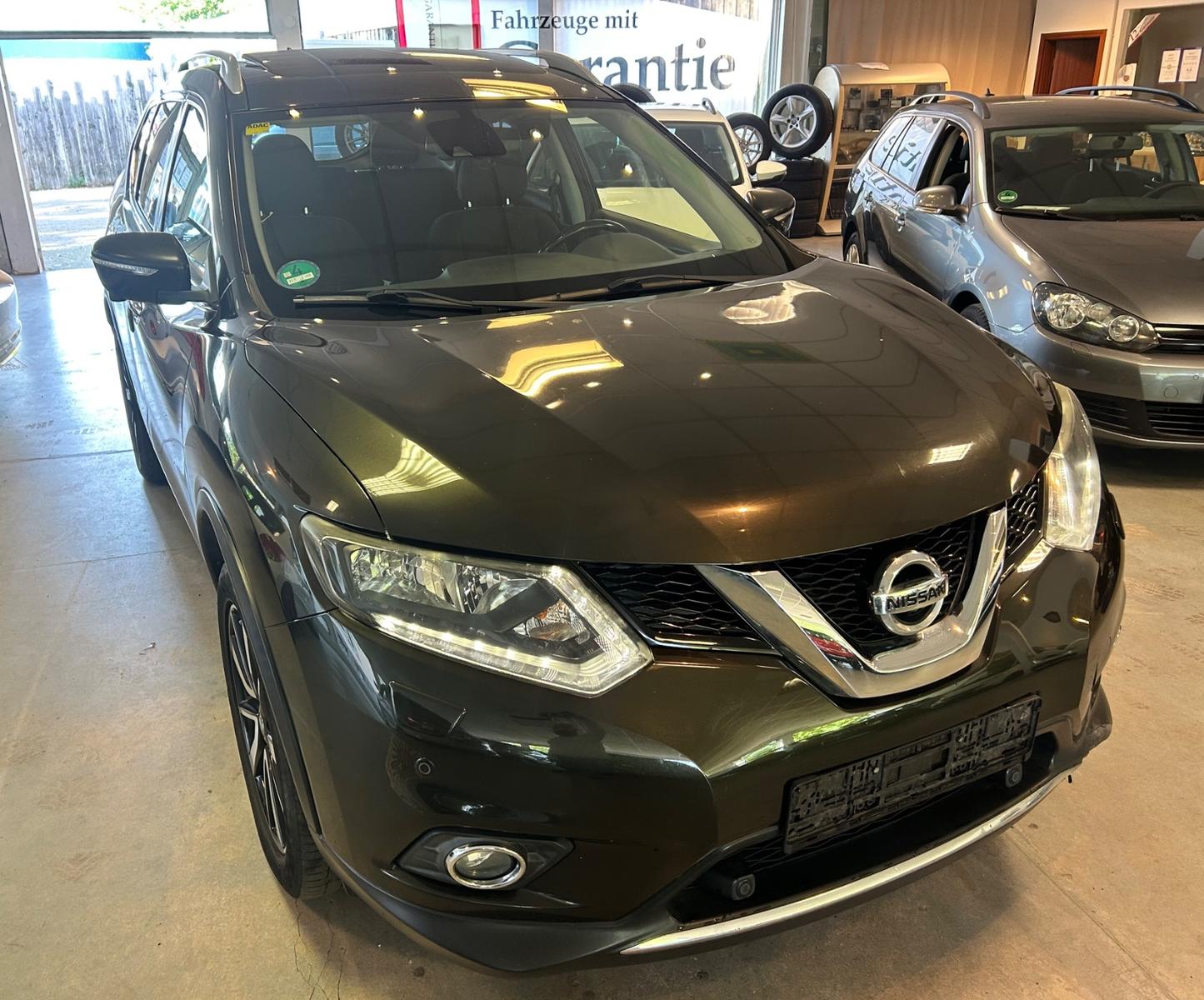 Nissan X-Trail Acenta-Navi-Panorama-Kamera360-LED