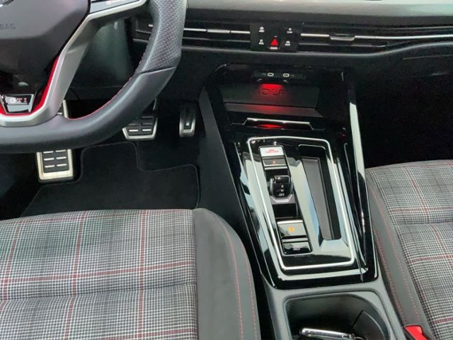 Volkswagen Golf - Bild 8