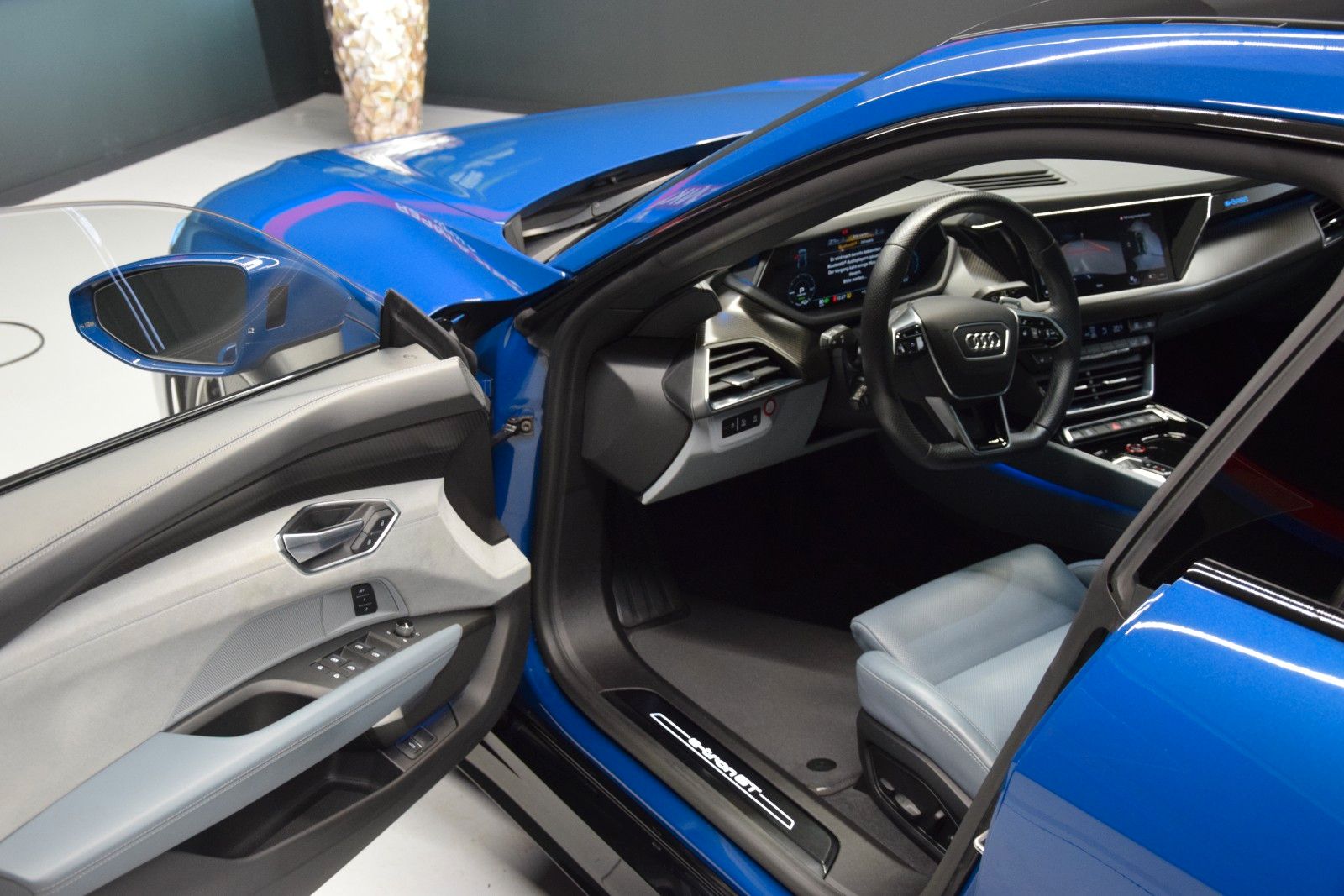 Fahrzeugabbildung Audi e-tron GT quattro Leder Panorama ACC HeadUp B&O