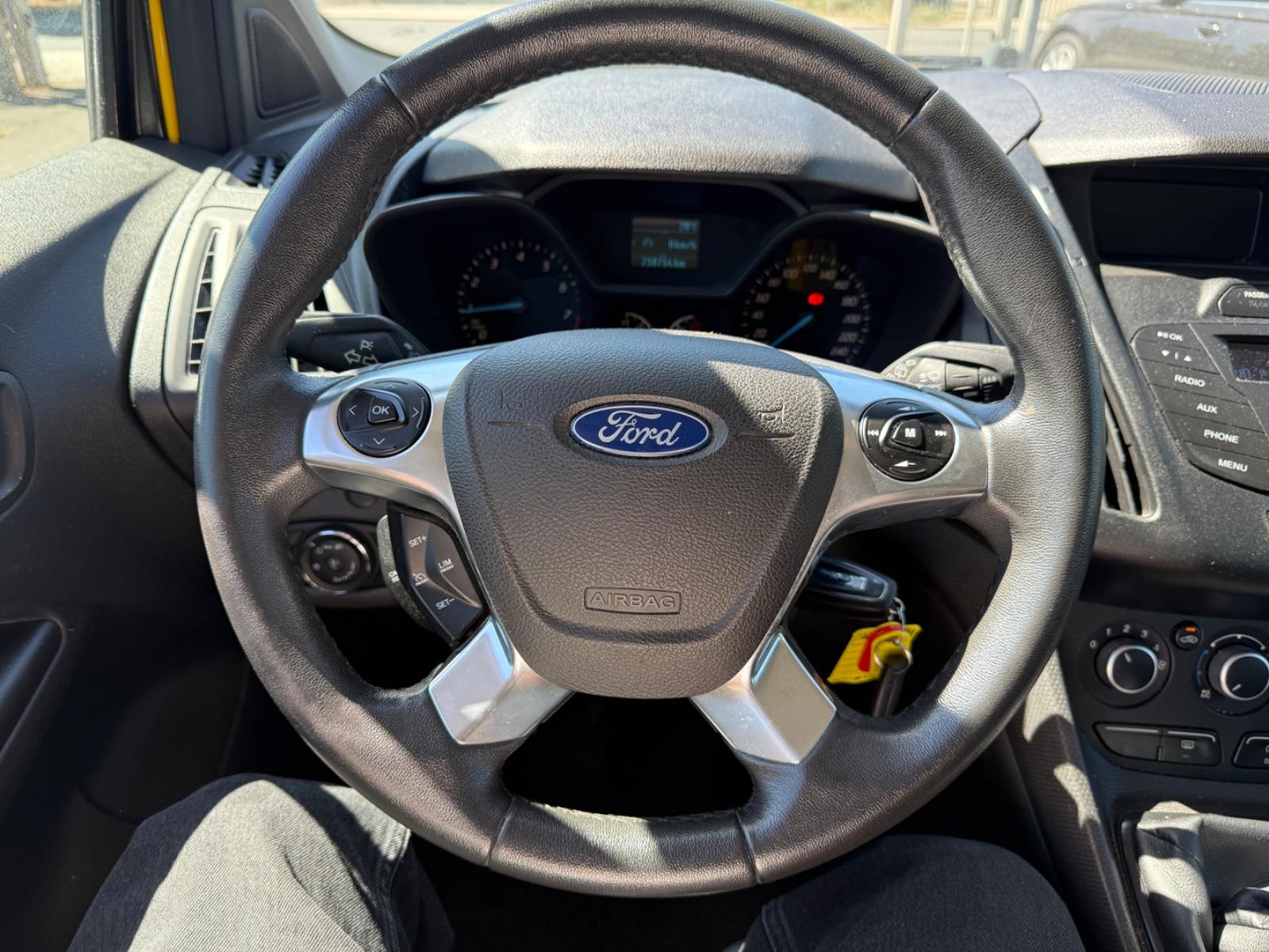 Ford Tourneo 2015 — photo 15