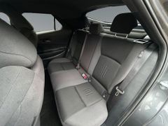 TOYOTA C-HR 1.8 Hybrid Team Deutschland