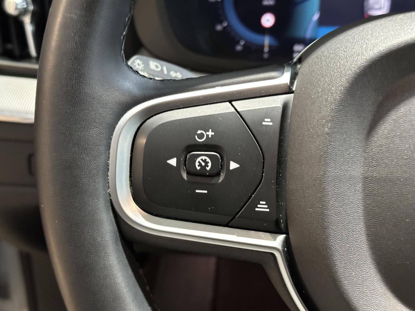 Volvo XC60 Core Leder R.Cam Navi AWD 4xSHZ LED DAB, миниатюра 15